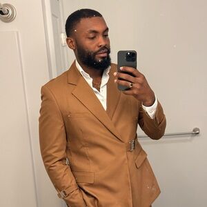 Meet your Posher, Soba